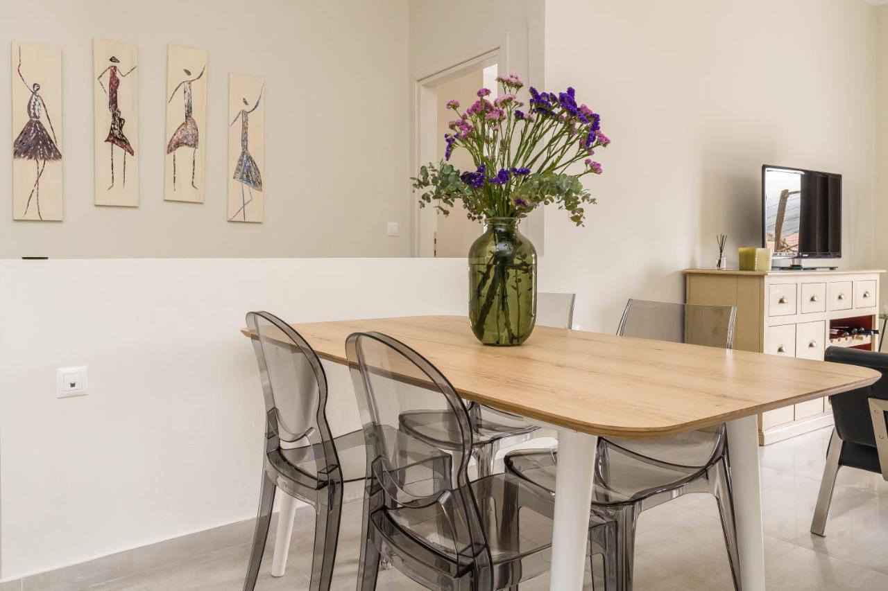 Sissy Apartment Kiáton Dış mekan fotoğraf