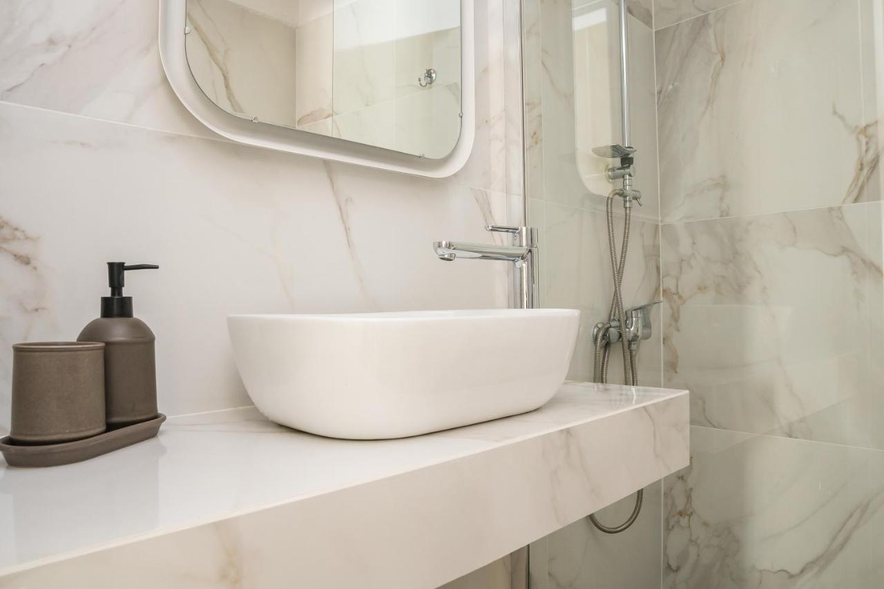 Sissy Apartment Kiáton Dış mekan fotoğraf